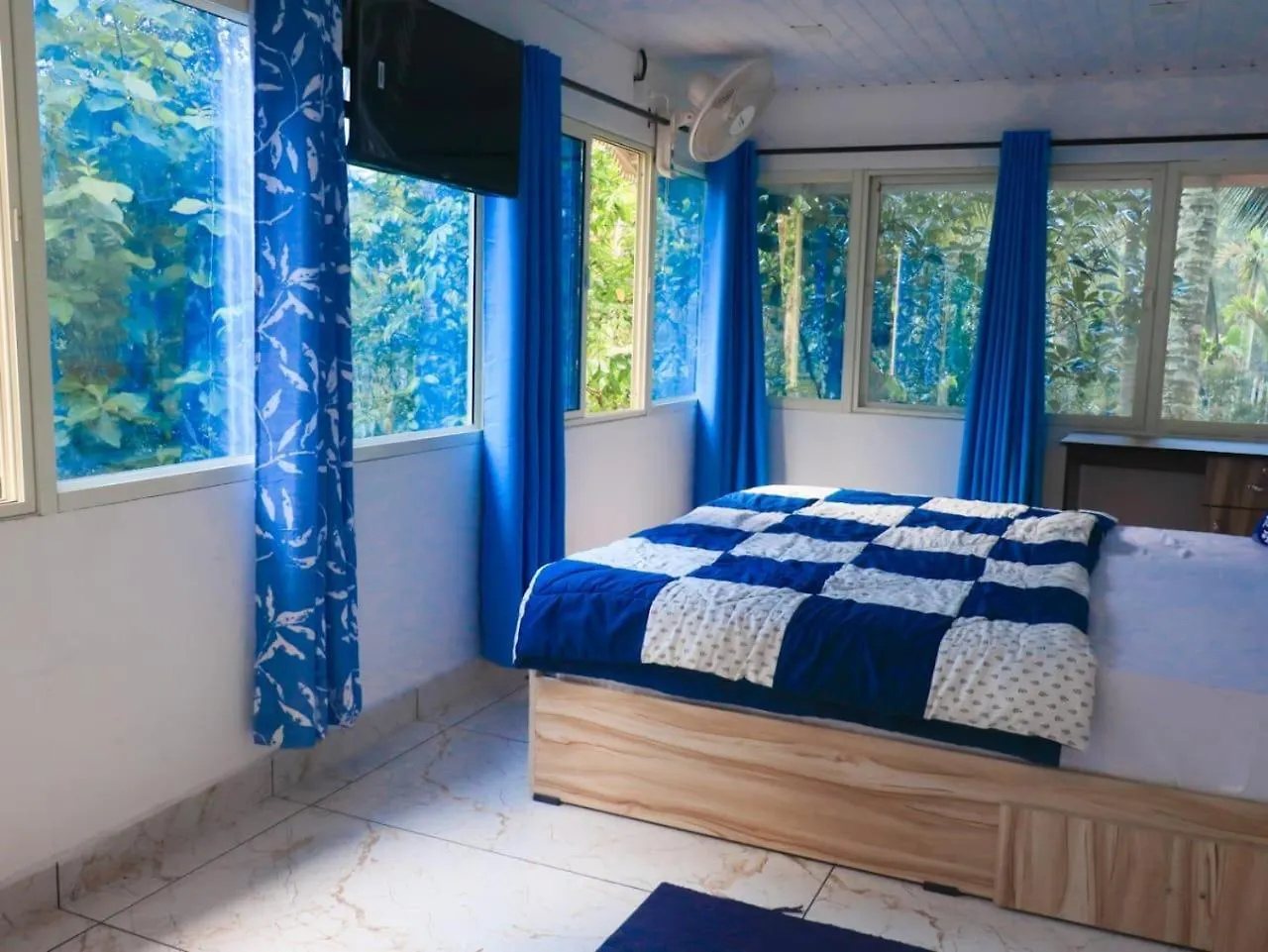 Fogland Villa Vaduvanchal